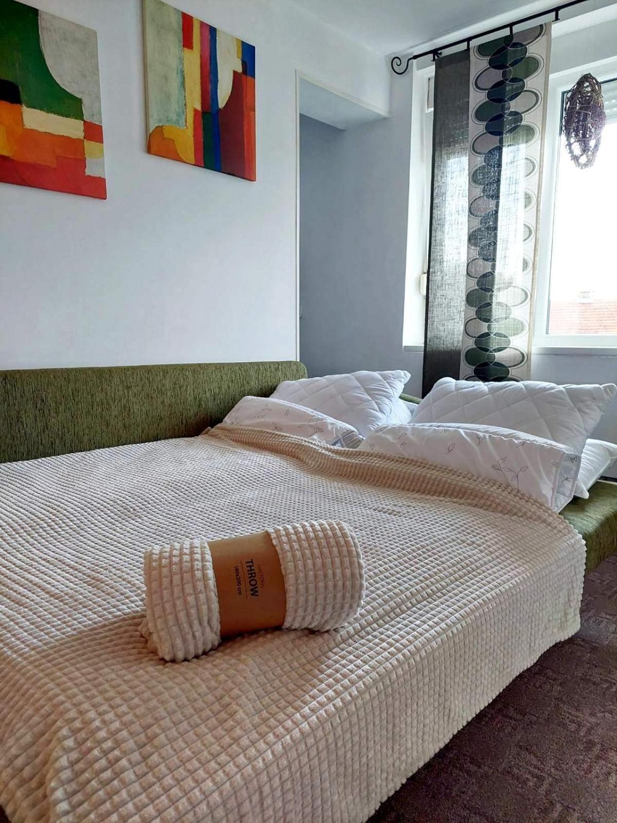 Old Town Retreat Apartment Sarajevo Ngoại thất bức ảnh